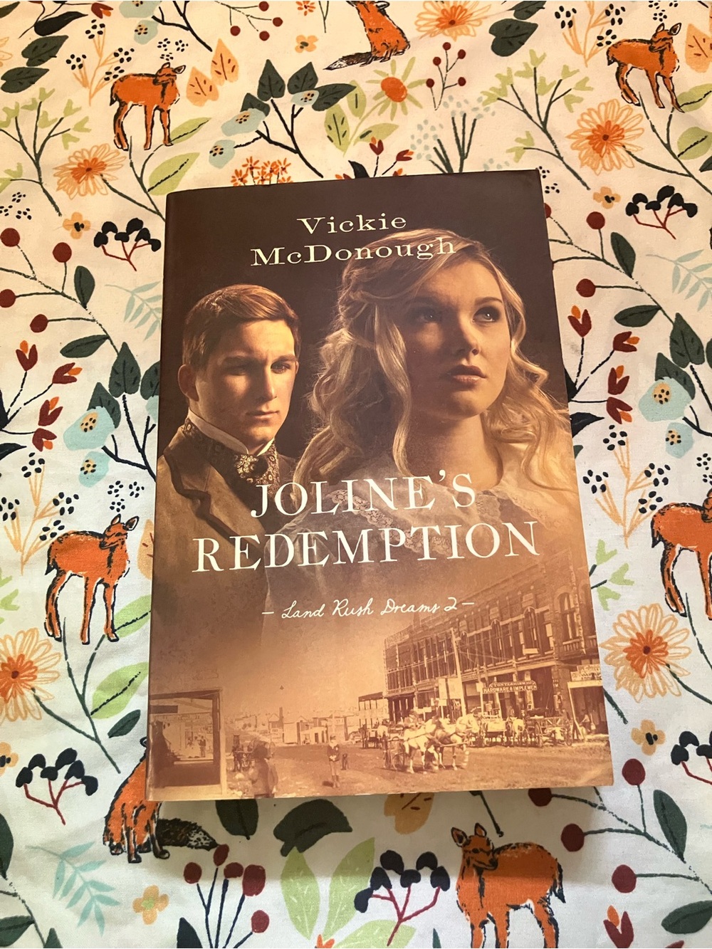 Joline's Redemption by Vickie McDonough - Land Rush Dreams 2
Good condition